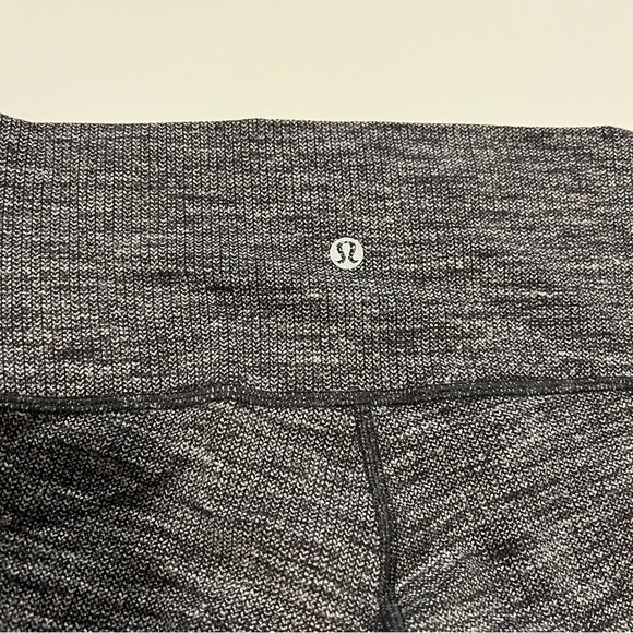 NEW Lululemon Wunder Under Crop Gray Leggings Size 6 - Picture 7 of 9